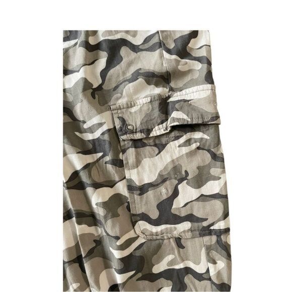 TORRID Relaxed Fit Jogger Stretch Challis Mid-Rise Cargo Pocket Pant Size 2X‎ - Picture 5 of 10